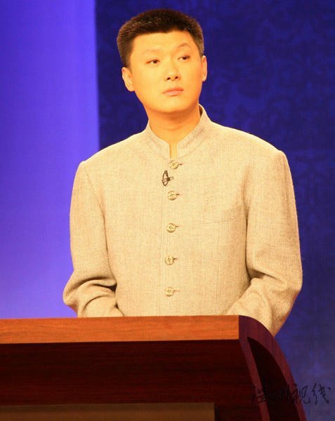 北京教育部門調查袁騰飛事件 責令其深刻檢查