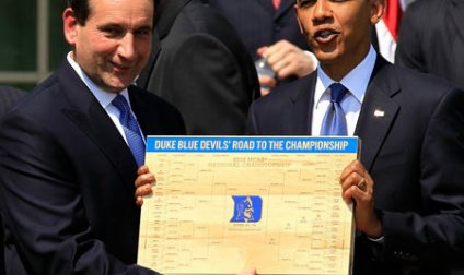 奧巴馬白宮接見(jiàn)杜克男籃 藍(lán)魔團(tuán)隊(duì)獲總統(tǒng)高贊