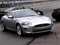 汽車之家 捷豹 捷豹xk 09款 xkr 5.0l v8機械增壓硬頂跑車