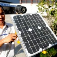 永嘉人男子發(fā)明＂太陽能全自動(dòng)聲光驅(qū)獸器＂