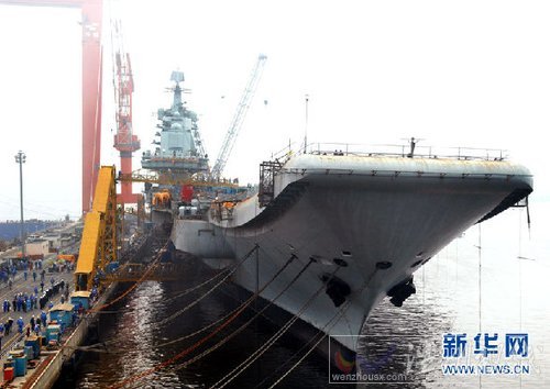 國防部回應航母艦長問題 稱正培訓艦載機飛行員