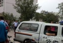 北大新生宿舍內(nèi)自殺 家長否認(rèn)北大新生自殺原因是做