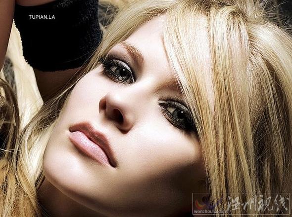 加拿大流行搖滾歌手艾薇兒