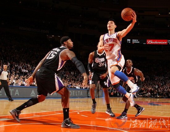 半場：林書豪展現大師級風采 連送妙傳砍6+9