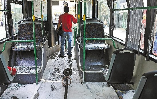 過火后的公交車內(nèi)部