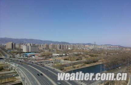 北京18日迎來雨雪天氣 城區雨夾雪轉中雪