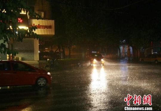 臺風(fēng)菲特影響溫州