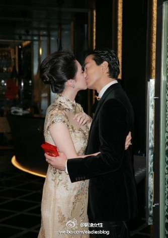 陳曉東與26歲護士女友結婚 兩人大方地接吻