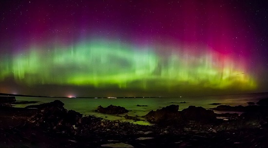 英國上空出現北極光 被波蘭攝影師拍下