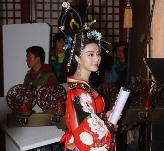 范冰冰《武則天》性感唐裝
