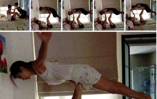 Ella與老公閨房玩人體特技 老公躺在床上用雙腳將Ella舉起