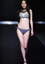 深圳內(nèi)衣秀 2014SIUF中國(guó)國(guó)際內(nèi)衣展覽會(huì)頒獎(jiǎng)盛典內(nèi)衣秀