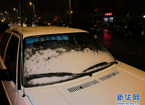 哈爾濱罕見5月飛雪