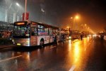 合肥大雨7.27 全市3300輛公交無一停運