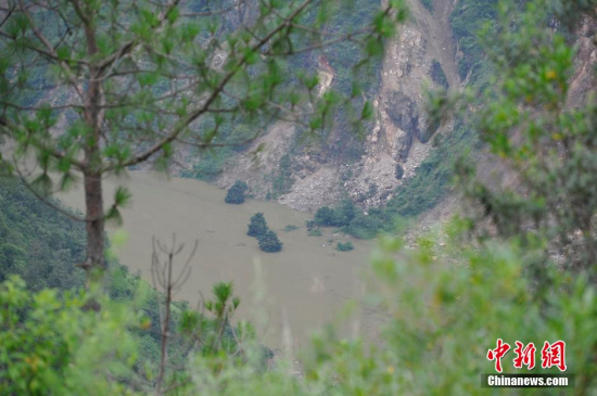 牛欄江堰塞湖威脅下游安全