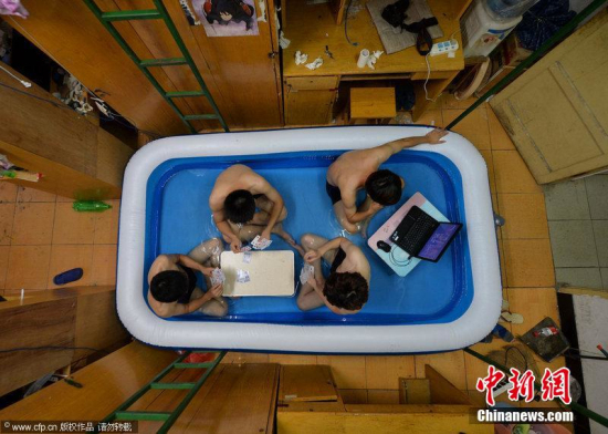 華中師范大學宿舍現避暑神器