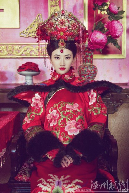 景甜微博曬婚紗照片