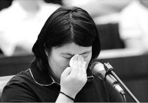 南京餓死女童案嫌犯在接受審判