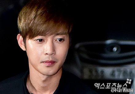 金賢重升級(jí)當(dāng)爸爸