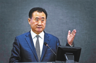 王健林重奪大陸首富