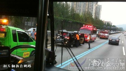 安全帽女團(tuán)發(fā)生車禍