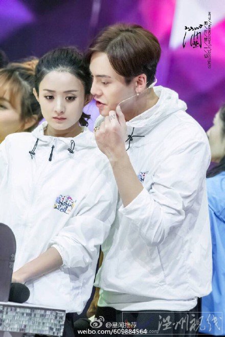 曝趙麗穎與陳偉霆相戀