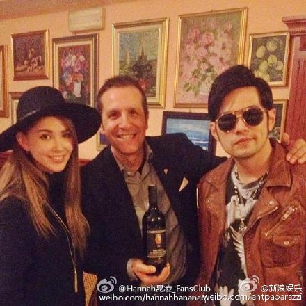 周杰倫昆凌意大利逛街秀恩愛