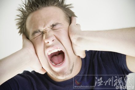 耳朵只能聽見女聲 IT男加班致突發(fā)性低頻耳聾