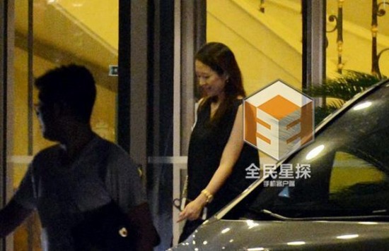 章子怡被曝赴美待產(chǎn)