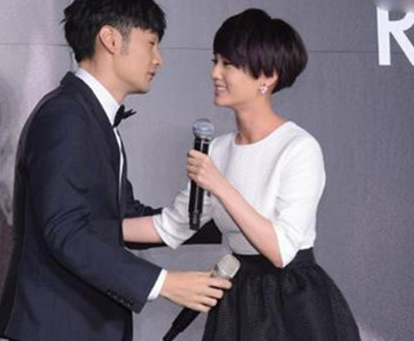 李榮浩公開戀情 與楊丞琳如何產生交集