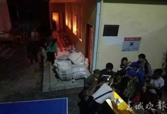 村民救全村180人 及時發現泥石流前兆