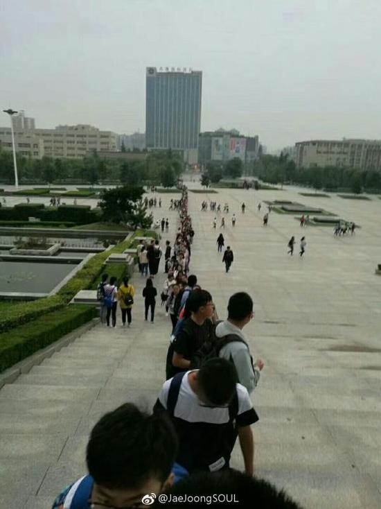 高校晨讀簽到刷臉