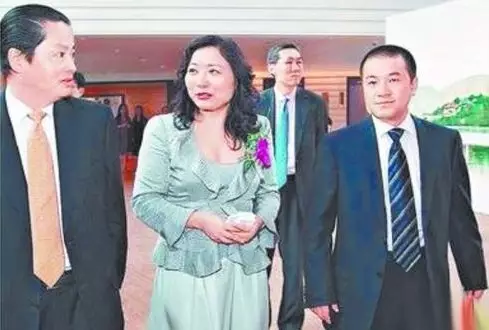 花200億買分手 中國女首富吳亞軍