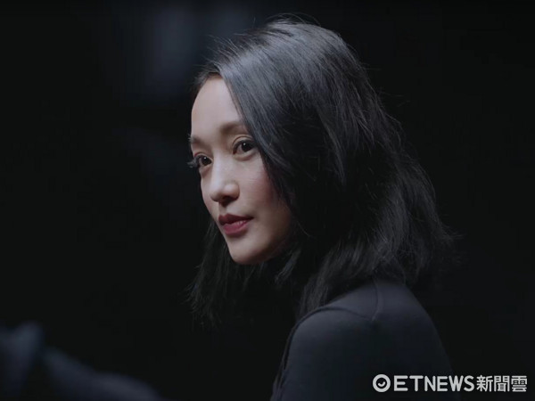 周迅宣布當(dāng)老師