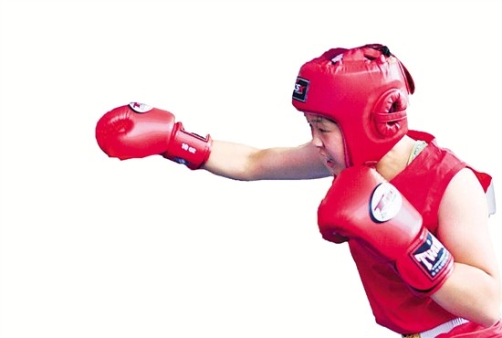 蘿莉成少年拳王