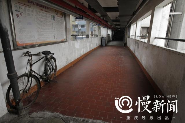 24層高樓沒電梯成網(wǎng)紅