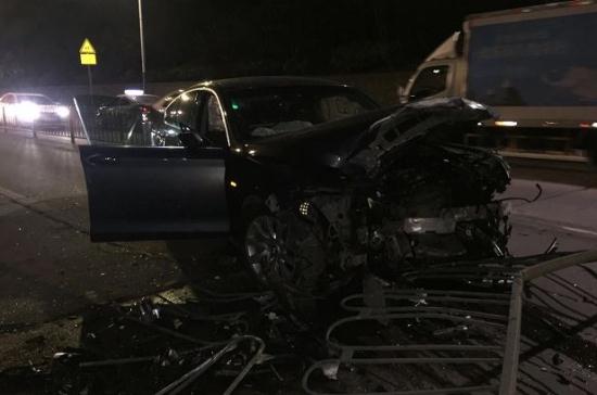 開寶馬約女生出糗 醉駕釀車禍