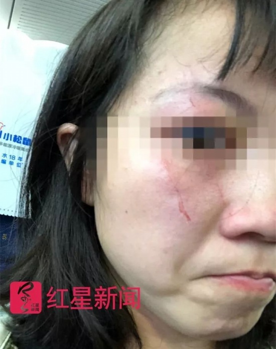 外籍女火車霸座
