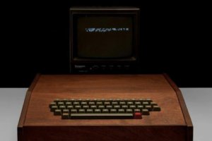 史蒂夫喬布斯手工打造的蘋(píng)果電腦可能60萬(wàn)美元拍賣(mài)