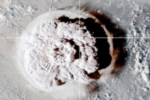 湯加火山爆發引發海嘯