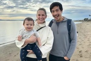 演員鄭佩佩兒子原和玉