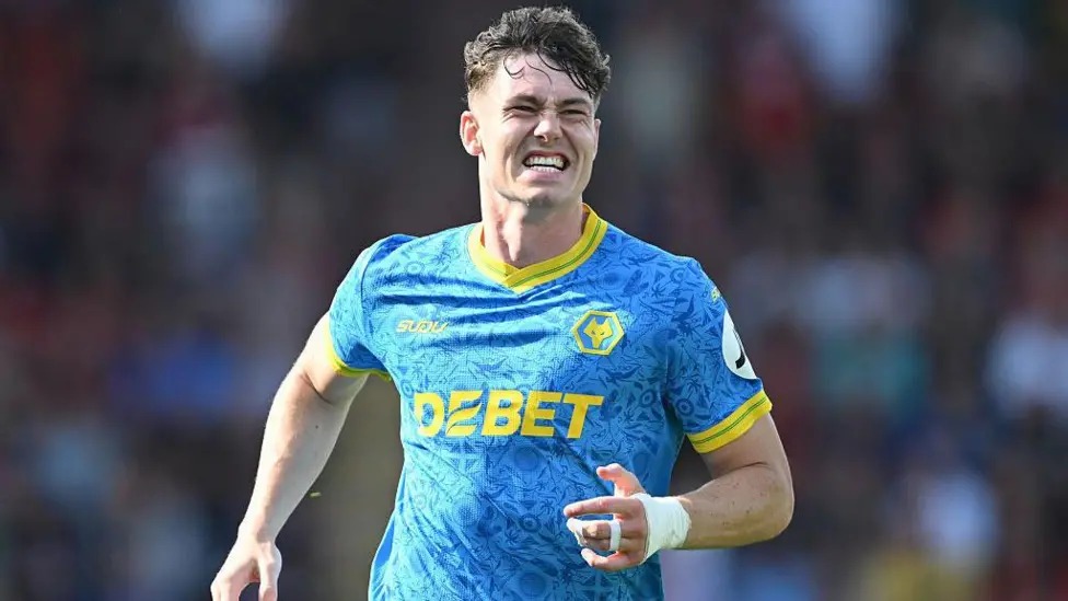 紐卡斯爾聯隊曾向狼隊提出過對約根·斯特蘭德·拉爾森的開價,但遭到了拒絕。